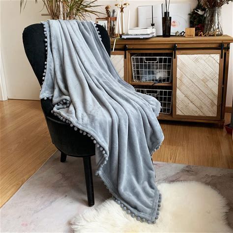 LOMAO Flannel Fleece Throw Blanket