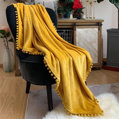 LOMAO Flannel Fleece Throw Blanket